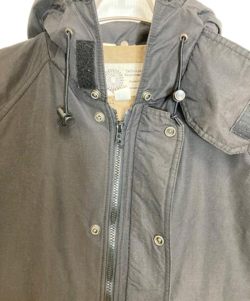THE BOULDER MOUNTAINEER（ザ ボルダー マウンテナー）THE BOULDER MOUNTAINEER (ザ ボルダー マウンテナー) マウンテンパーカー ブラック サイズ:P4の古着・服飾アイテム