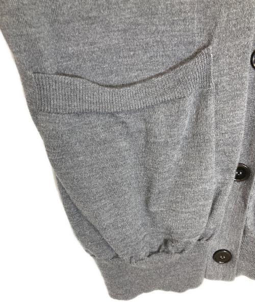 MM6 Maison Margiela（エムエムシックスメゾンマルジェラ）MM6 Maison Margiela (エムエムシックスメゾンマルジェラ) エルボーパッチ付きウールカーディガン グレー サイズ:Sの古着・服飾アイテム