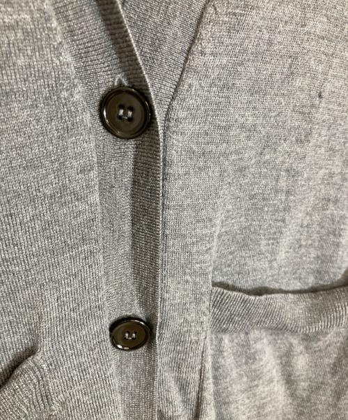 MM6 Maison Margiela（エムエムシックスメゾンマルジェラ）MM6 Maison Margiela (エムエムシックスメゾンマルジェラ) エルボーパッチ付きウールカーディガン グレー サイズ:Sの古着・服飾アイテム