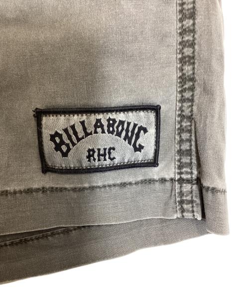 Billabong（ビラボン）Billabong (ビラボン) RHC Ron Herman (アールエイチシー ロンハーマン) ワッペンロゴイージーショーツ グレー サイズ:XLの古着・服飾アイテム