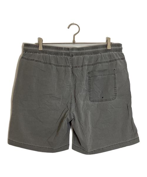 Billabong（ビラボン）Billabong (ビラボン) RHC Ron Herman (アールエイチシー ロンハーマン) ワッペンロゴイージーショーツ グレー サイズ:XLの古着・服飾アイテム