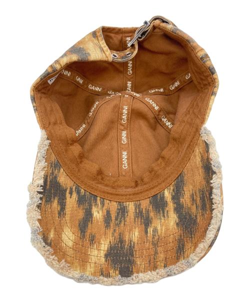 GANNI（ガニー）GANNI (ガニー) WASHED COTTON PRINT CANVAS CAP ブラウン サイズ:freeの古着・服飾アイテム