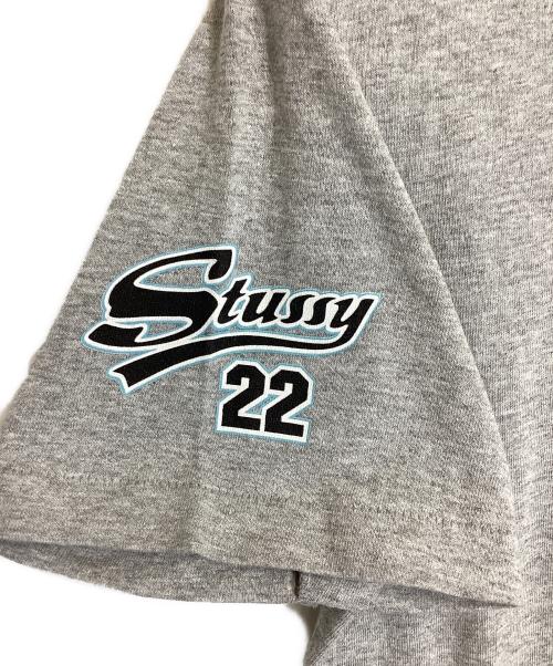 stussy（ステューシー）stussy (ステューシー) NEW YORKプリントTシャツ グレー サイズ:Sの古着・服飾アイテム