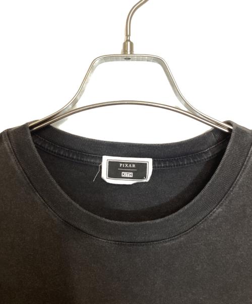KITH（キス）KITH (キス) Disney PIXAR (ディズニー ピクサー) キャラクター プリントTシャツ ブラック サイズ:Lの古着・服飾アイテム
