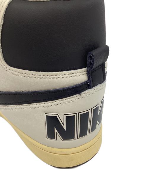 NIKE（ナイキ）NIKE (ナイキ) Terminator High ハイカットスニーカー ホワイト×ブラック サイズ:28の古着・服飾アイテム