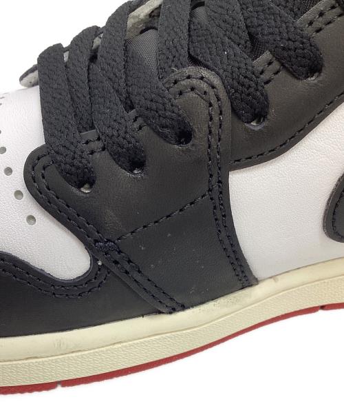 NIKE（ナイキ）NIKE (ナイキ) AIR JORDAN 1 RETRO HIGH OG ハイカットスニーカー ホワイト×ブラック×レッド サイズ:28の古着・服飾アイテム
