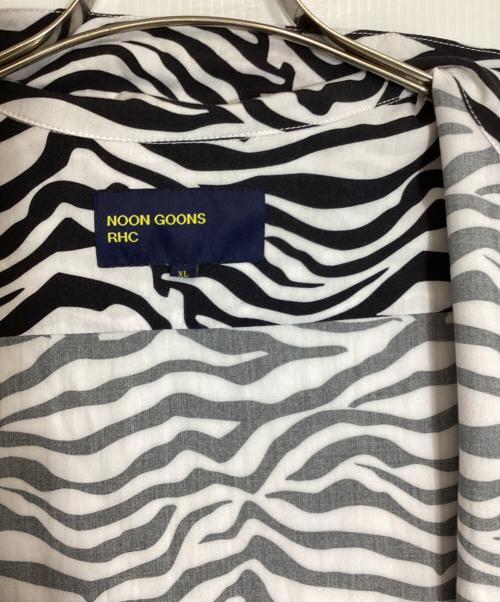 NOON GOONS（ヌーングーンズ）NOON GOONS (ヌーングーンズ) RHC Ron Herman (アールエイチシー ロンハーマン) 別注ゼブラ柄レーヨンシャツ ホワイト×ブラック サイズ:XLの古着・服飾アイテム