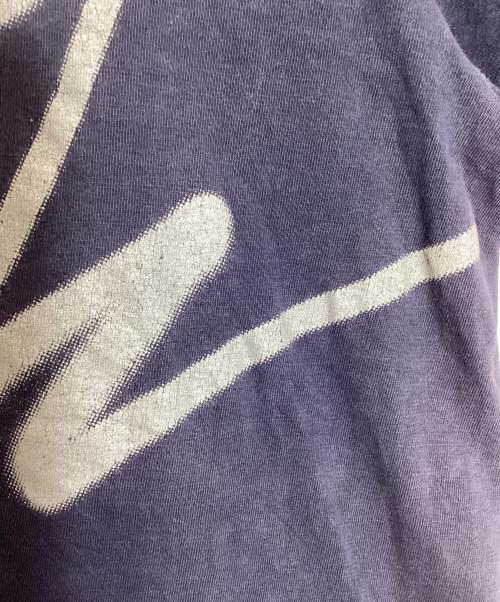 stussy（ステューシー）stussy (ステューシー) スプレーロゴプリントTシャツ ネイビー サイズ:XLの古着・服飾アイテム