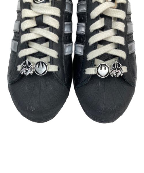 adidas（アディダス）adidas (アディダス) TMNT Teenage Mutant Ninja Turtles (ティーンエイジ ミュータント ニンジャ タートルズ) TMNT SHELLTOE ローカットスニーカー ブラック サイズ:28の古着・服飾アイテム
