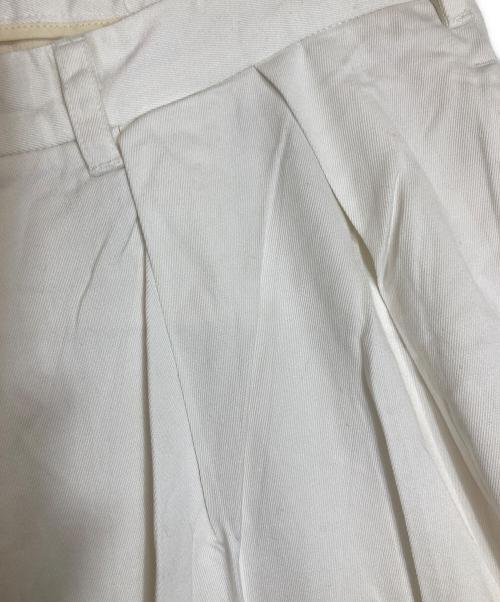 GDC（ジーディーシー）GDC (ジーディーシー) BIG CHINO PANTS / ビッグチノパンツ ホワイト サイズ:XLの古着・服飾アイテム