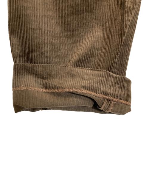 GDC（ジーディーシー）GDC (ジーディーシー) corduroy Two tuck straight pants / コーデュロイタックストレートパンツ ブラウン サイズ:XLの古着・服飾アイテム