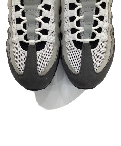 NIKE（ナイキ）NIKE (ナイキ) AIR MAX 95 ローカットスニーカー グレー×ブラック サイズ:28の古着・服飾アイテム