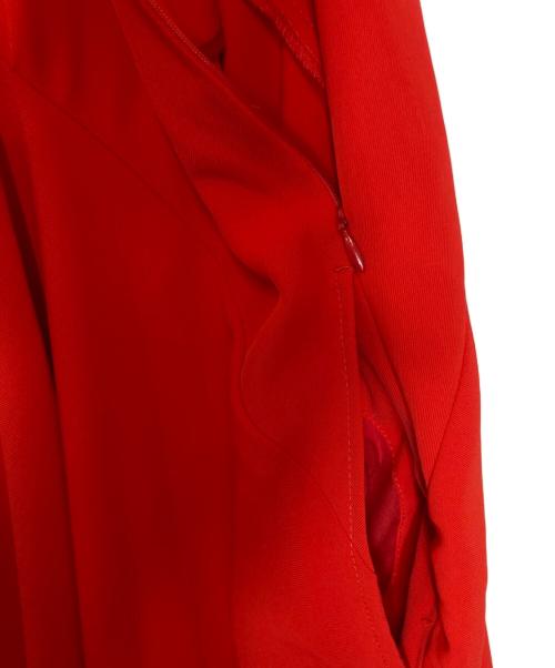 OMMO（オーエムエムオー）OMMO (オーエムエムオー) IRREGULAR PATTERN V NECK OP レッド サイズ:Sの古着・服飾アイテム