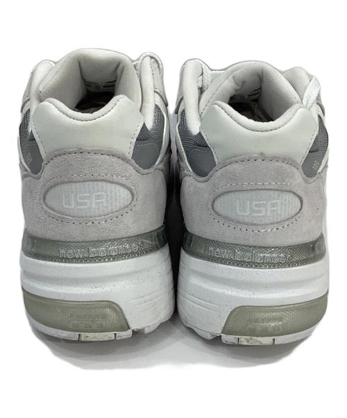 NEW BALANCE（ニューバランス）NEW BALANCE (ニューバランス) 992 ローカットスニーカー ホワイト×グレー サイズ:28㎝の古着・服飾アイテム