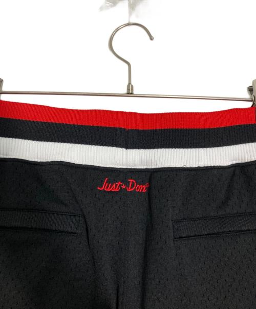 MITCHELL & NESS（ミッチェルアンドネス）MITCHELL & NESS (ミッチェルアンドネス) NBA (エヌビーエー) Just Dun (ジャスト ダン) BASKETBALL SHORTS/バスケットボール ショーツ ブラック×レッド サイズ:Lの古着・服飾アイテム