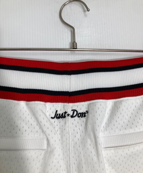 MITCHELL & NESS（ミッチェルアンドネス）MITCHELL & NESS (ミッチェルアンドネス) NBA (エヌビーエー) Just Dun (ジャスト ダン) BASKETBALL SHORTS/バスケットボール ショーツ ホワイト×レッド サイズ:Lの古着・服飾アイテム