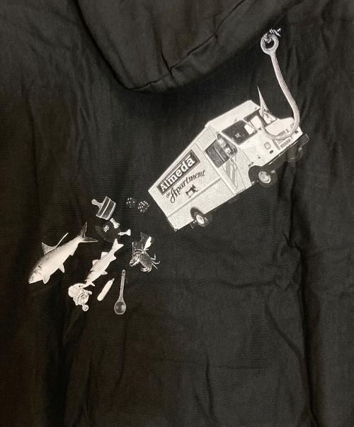 the apartment（ジ アパートメント）the apartment (ジ アパートメント) The Almeda Club (ザアラメダクラブ) Champion (チャンピオン) Queens Tokyo Moving Hoodie ブラック サイズ:XLの古着・服飾アイテム