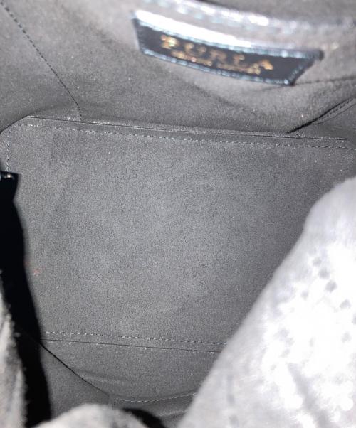 FURLA（フルラ）FURLA (フルラ) 巾着ショルダーバッグ ブラックの古着・服飾アイテム