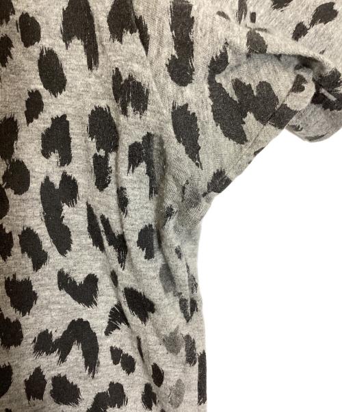 Saint Laurent Paris（サンローランパリ）Saint Laurent Paris (サンローランパリ) レオパード柄Tシャツ グレー サイズ:不明の古着・服飾アイテム