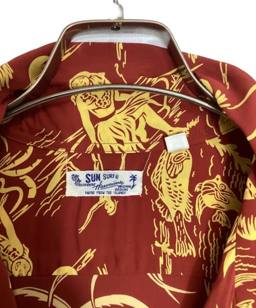 Sun Surf（サンサーフ）Sun Surf (サンサーフ) RAYON HAWAIIAN SHIRT レッド×イエロー サイズ:Mの古着・服飾アイテム