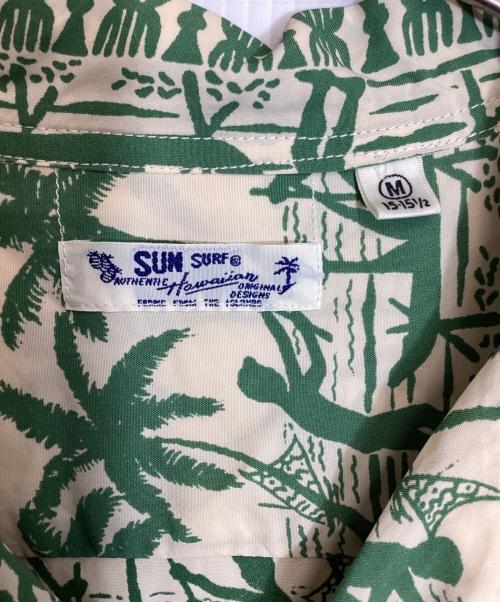 Sun Surf（サンサーフ）Sun Surf (サンサーフ) RAYON HAWAIIAN SHIRT ベージュ×グリーン サイズ:Mの古着・服飾アイテム