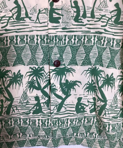 Sun Surf（サンサーフ）Sun Surf (サンサーフ) RAYON HAWAIIAN SHIRT ベージュ×グリーン サイズ:Mの古着・服飾アイテム