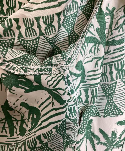 Sun Surf（サンサーフ）Sun Surf (サンサーフ) RAYON HAWAIIAN SHIRT ベージュ×グリーン サイズ:Mの古着・服飾アイテム