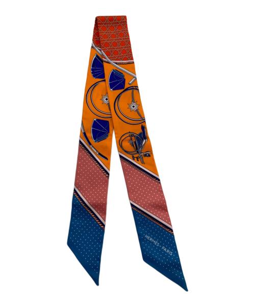 HERMES（エルメス）HERMES (エルメス) 折りたたみ式幌の馬車ツイリースカーフ オレンジ×ブルーの古着・服飾アイテム