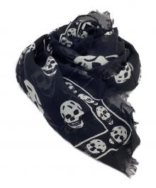 ALEXANDER McQUEEN（アレキサンダーマックイーン）の古着「ドクロ柄大判スカーフ」｜ブラック