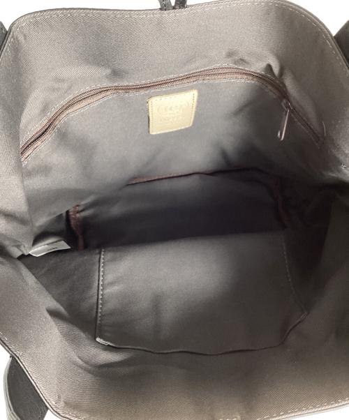 russet（ラシット）russet (ラシット) エンボスモノグラムタウントートバッグ ブラックの古着・服飾アイテム
