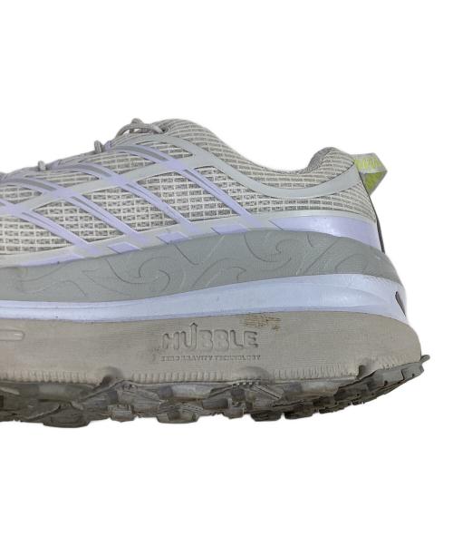 HOKAONEONE（ホカオネオネ）HOKAONEONE (ホカオネオネ) MAFATE ORIGINS ローカットスニーカー ホワイト サイズ:US9の古着・服飾アイテム