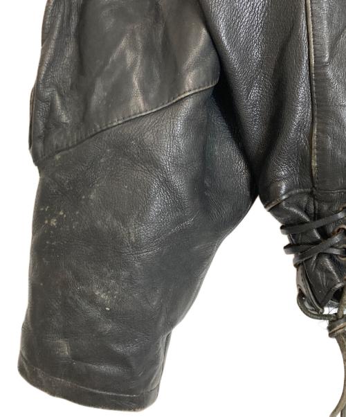 VINTAGE MILITARY（ヴィンテージ ミリタリー）VINTAGE MILITARY (ヴィンテージ ミリタリー) モーターサイクルジャケット ブラック サイズ:48の古着・服飾アイテム