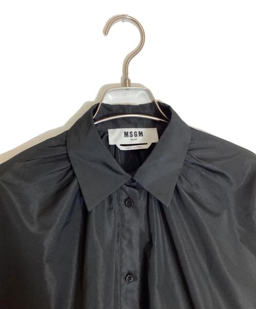 MSGM（エムエスジーエム）MSGM (エムエスジーエム) バルーンスリーブ クロップドタフタシャツ ブラック サイズ:38の古着・服飾アイテム