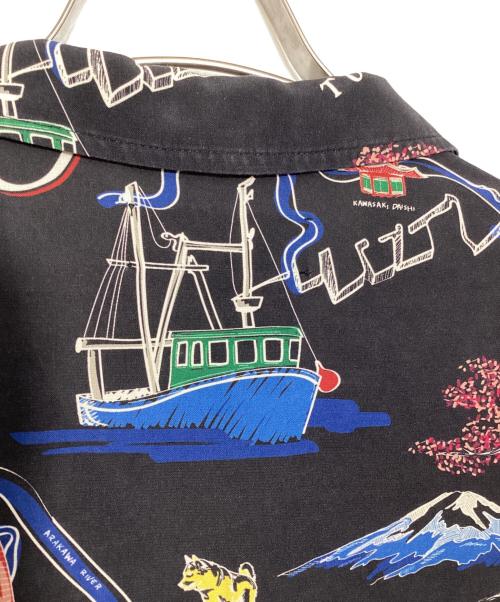 KITH（キス）KITH (キス) Tokyo Thompson Camp Collar Shirt/トウキョウ トンプソン キャンプ カラー シャツ ブラック サイズ:XLの古着・服飾アイテム