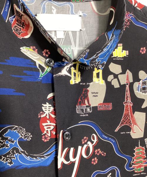 KITH（キス）KITH (キス) Tokyo Thompson Camp Collar Shirt/トウキョウ トンプソン キャンプ カラー シャツ ブラック サイズ:XLの古着・服飾アイテム