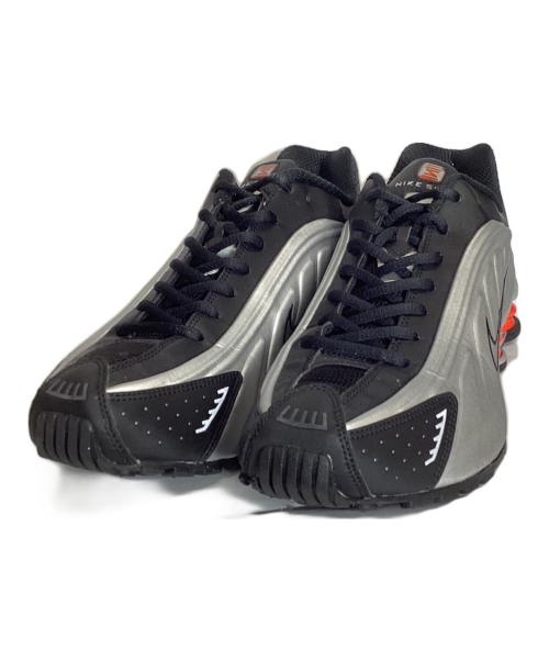 NIKE（ナイキ）NIKE (ナイキ) ローカットスニーカー シルバー×レッド サイズ:US11の古着・服飾アイテム