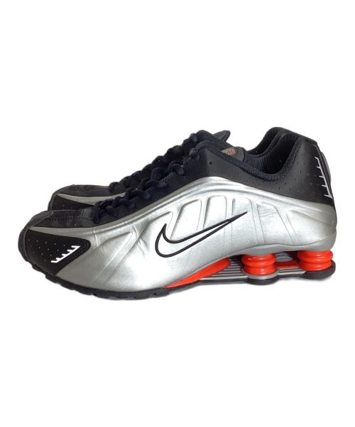 NIKE（ナイキ）NIKE (ナイキ) ローカットスニーカー シルバー×レッド サイズ:US11の古着・服飾アイテム