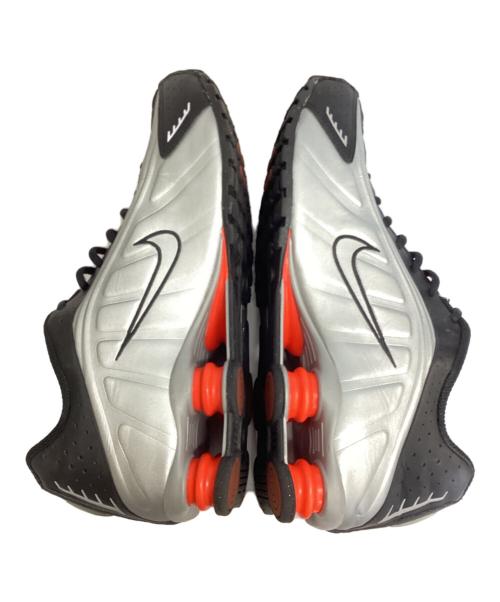 NIKE（ナイキ）NIKE (ナイキ) ローカットスニーカー シルバー×レッド サイズ:US11の古着・服飾アイテム