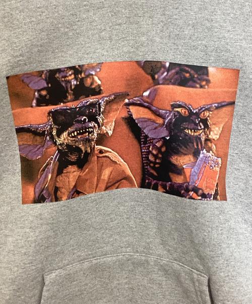SUPREME（シュプリーム）SUPREME (シュプリーム) 22FW Gremlins Hooded Sweatshirt グレー サイズ:Lの古着・服飾アイテム