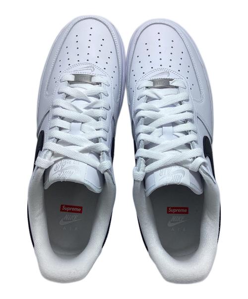 NIKE（ナイキ）NIKE (ナイキ) Supreme (シュプリーム) ローカットスニーカー ホワイト サイズ:28 未使用品の古着・服飾アイテム