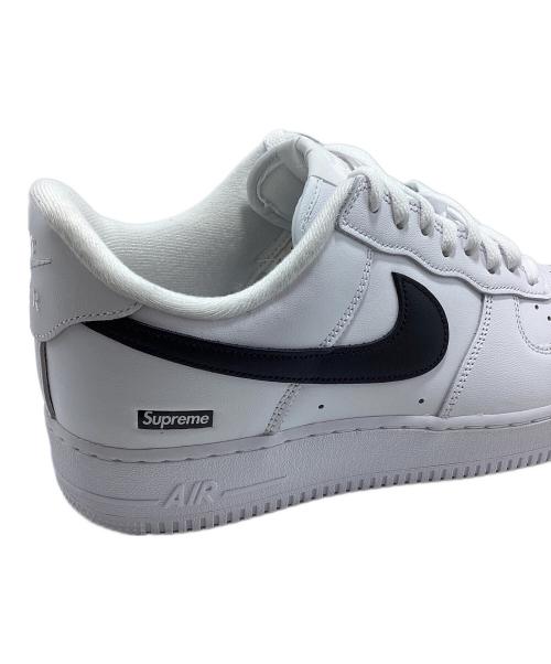 NIKE（ナイキ）NIKE (ナイキ) Supreme (シュプリーム) ローカットスニーカー ホワイト サイズ:28 未使用品の古着・服飾アイテム