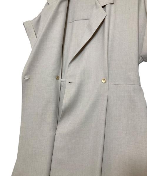 allureville（アルアバイル）allureville (アルアバイル) フレンチスリーブラップワンピース グレー サイズ:2の古着・服飾アイテム