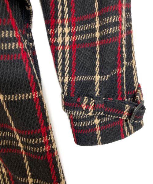 TAGLIATORE（タリアトーレ）TAGLIATORE (タリアトーレ) ラップコート ブラック×レッド×イエロー サイズ:46の古着・服飾アイテム