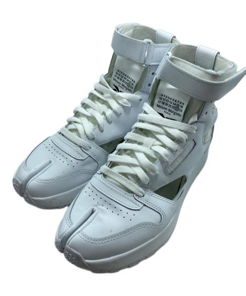 Maison Margiela（メゾンマルジェラ）Maison Margiela (メゾンマルジェラ) REEBOK (リーボック) Classic Leather Tabi High ハイカットスニーカー ホワイト サイズ:US7の古着・服飾アイテム