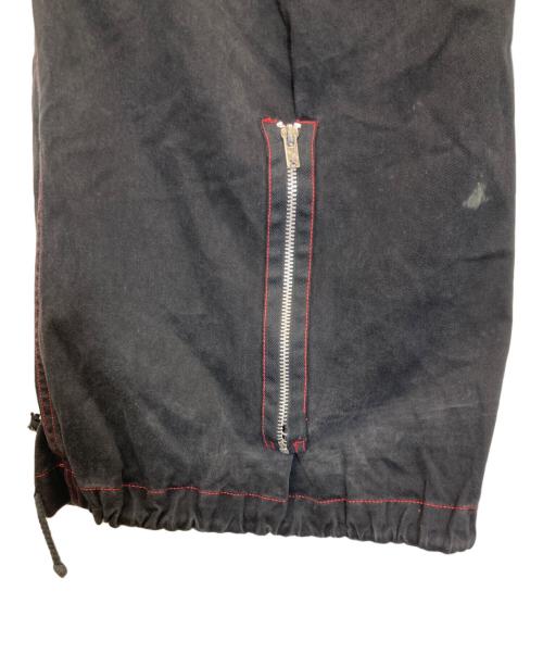 TRIPP（トリップ）TRIPP (トリップ) ステッチデザインカーゴパンツ ブラック×レッド サイズ:Mの古着・服飾アイテム