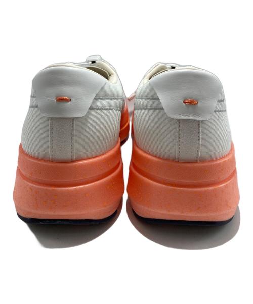 asics（アシックス）asics (アシックス) ローカットスニーカー ホワイト×オレンジ サイズ:US9の古着・服飾アイテム