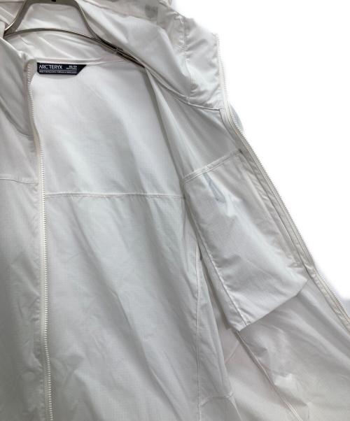 ARC'TERYX（アークテリクス）ARC'TERYX (アークテリクス) Squamish Hoody M ホワイト サイズ:XS 未使用品の古着・服飾アイテム