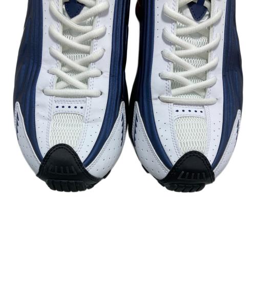 NIKE（ナイキ）NIKE (ナイキ) SHOX R4 MIDNIGHT NAVY/GYM RED-WHITE ローカットスニーカー ネイビー サイズ:US11の古着・服飾アイテム