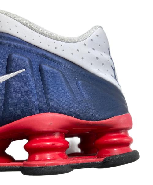NIKE（ナイキ）NIKE (ナイキ) SHOX R4 MIDNIGHT NAVY/GYM RED-WHITE ローカットスニーカー ネイビー サイズ:US11の古着・服飾アイテム
