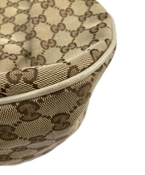 GUCCI（グッチ）GUCCI (グッチ) GGキャンバス ワンショルダーバッグ ベージュ×ホワイトの古着・服飾アイテム